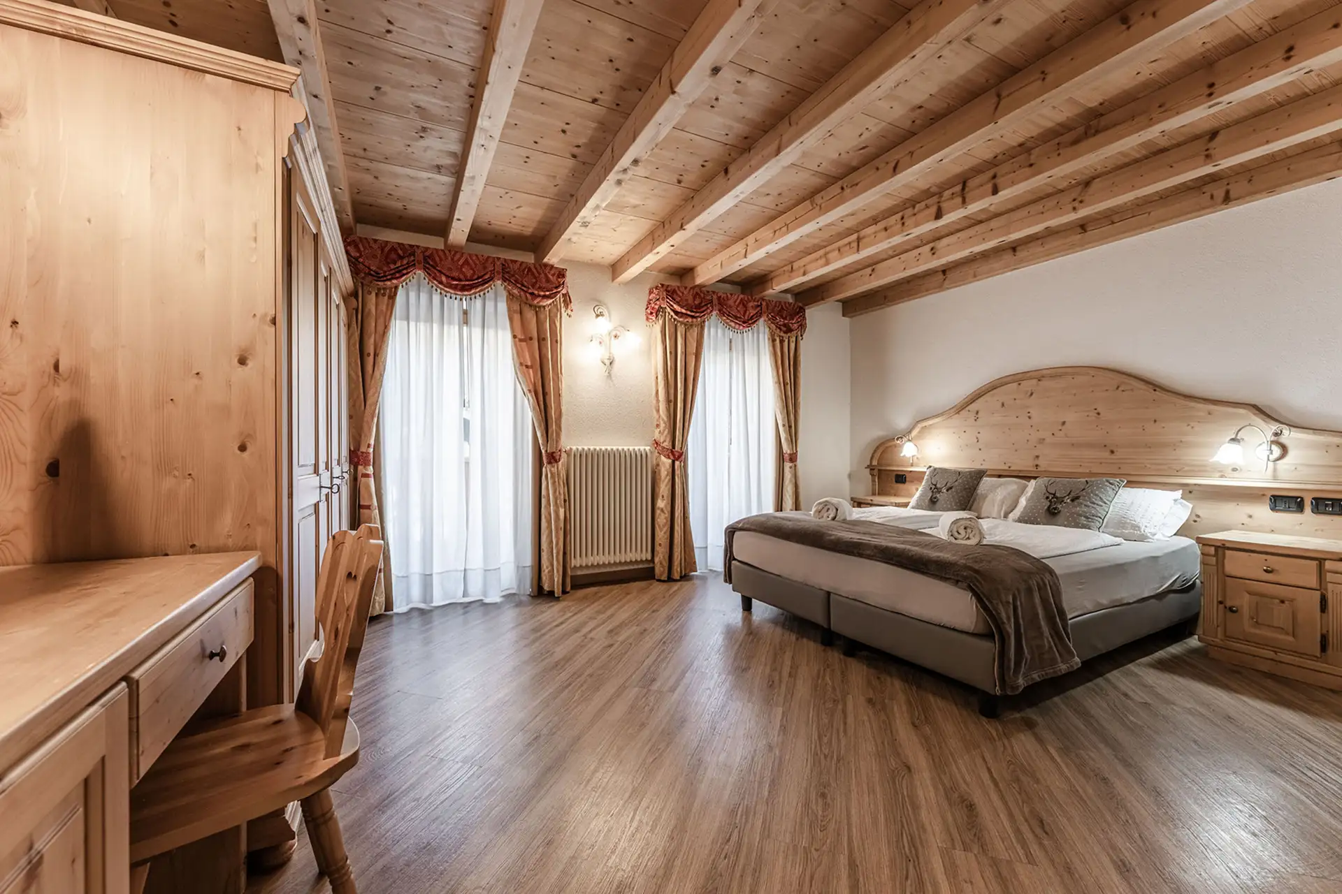 camocina soppalcata sasso rosso